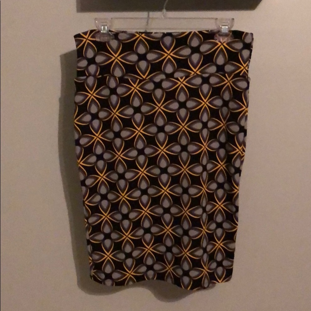 LuLaRoe Cassie pencil skirt